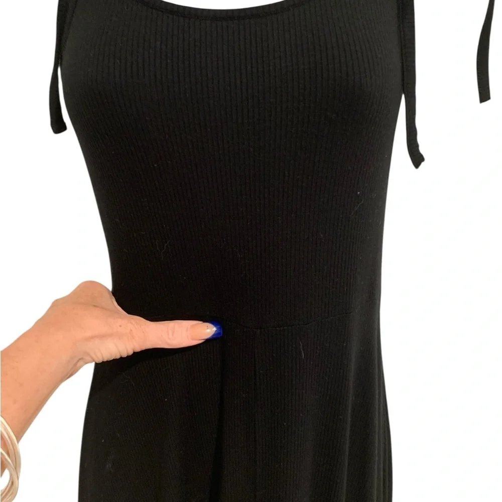 Maternity DressGAP Black Spaghetti Strap Dress Flowy Full Hem. maternity Dress